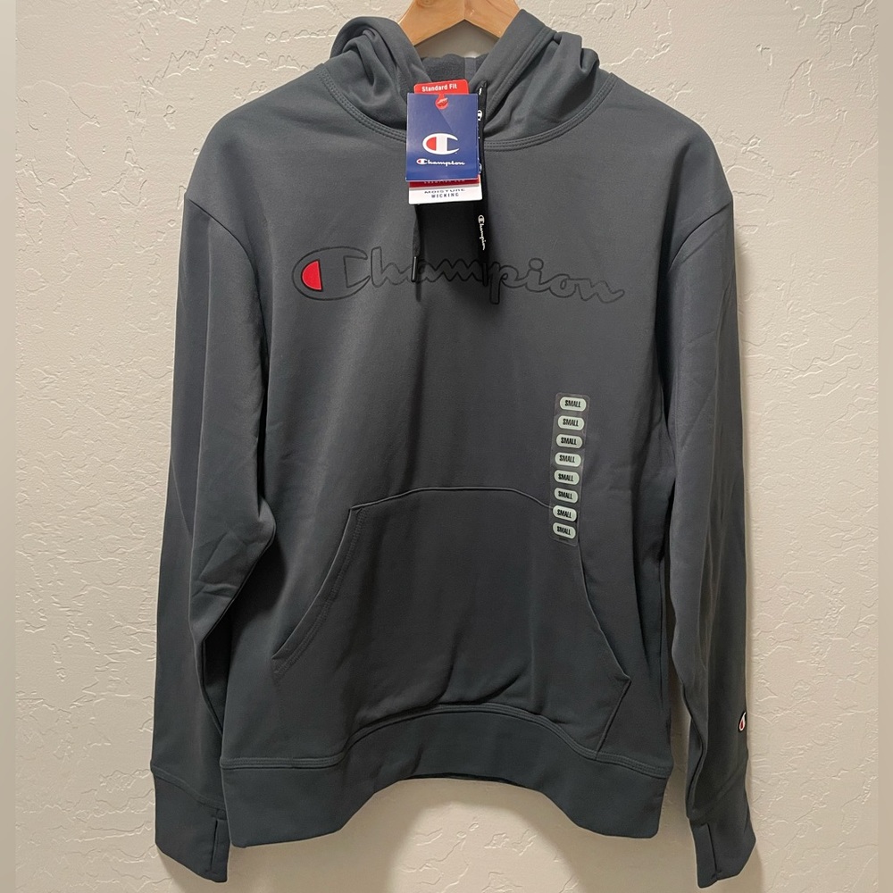 🆕 NWT Champions Men’s Long Sleeve Sweatshirt